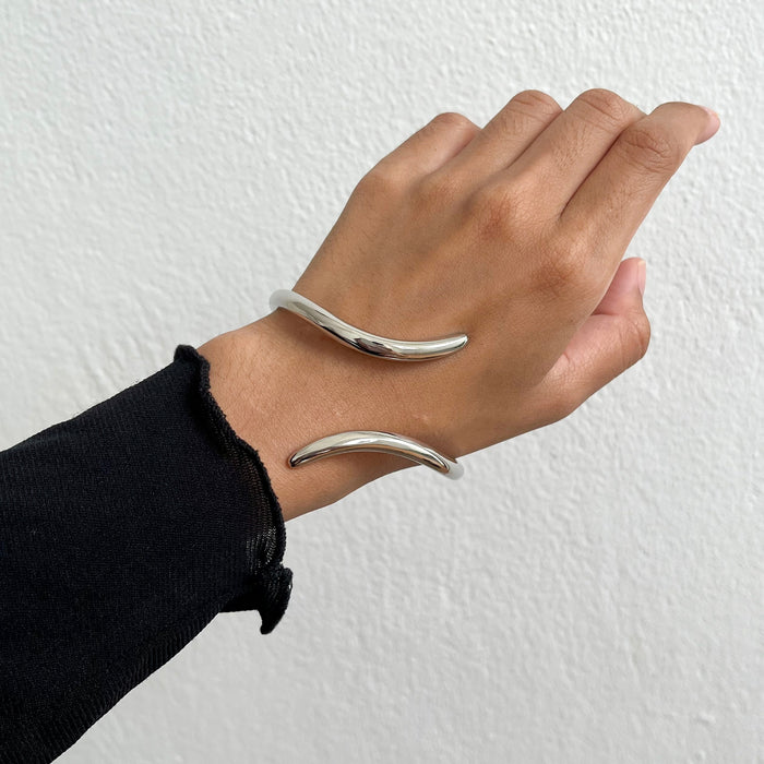 Vintage Silver Tone Sculptural Open Curve Bracelet