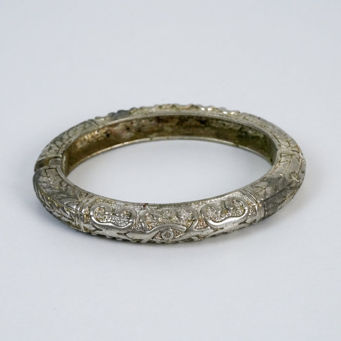 Vintage Floral Engraved Silver Bangle – Boho Statement Bracelet