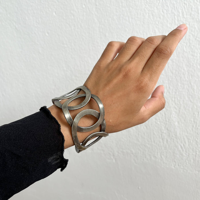 Vintage Silver Abstract Interlocking Loop Statement Cuff Bracelet