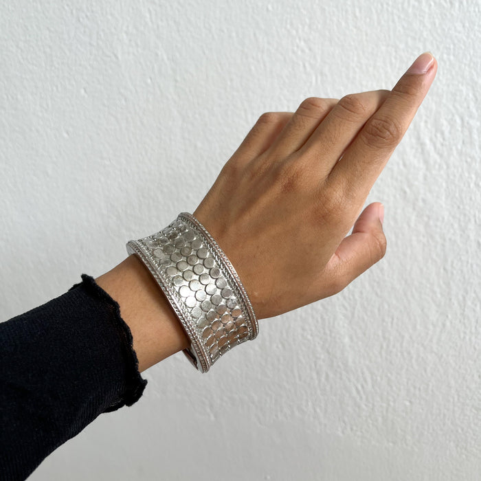 Vintage Silver-Tone Textured Disc Wide Cuff Bracelet