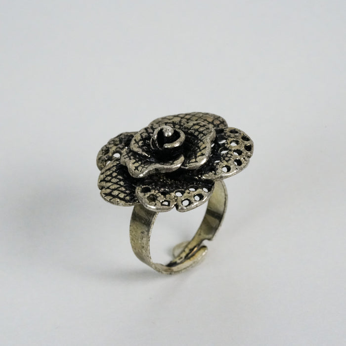 Vintage Silver-Tone Textured Floral Statement Ring