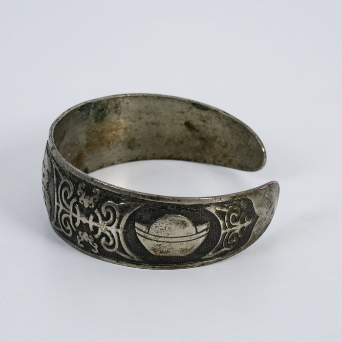 Vintage Sliver Tone Cuff Bracelet | Silver Tone Engraved Bangle | Chinese Character Statement Bracelet
