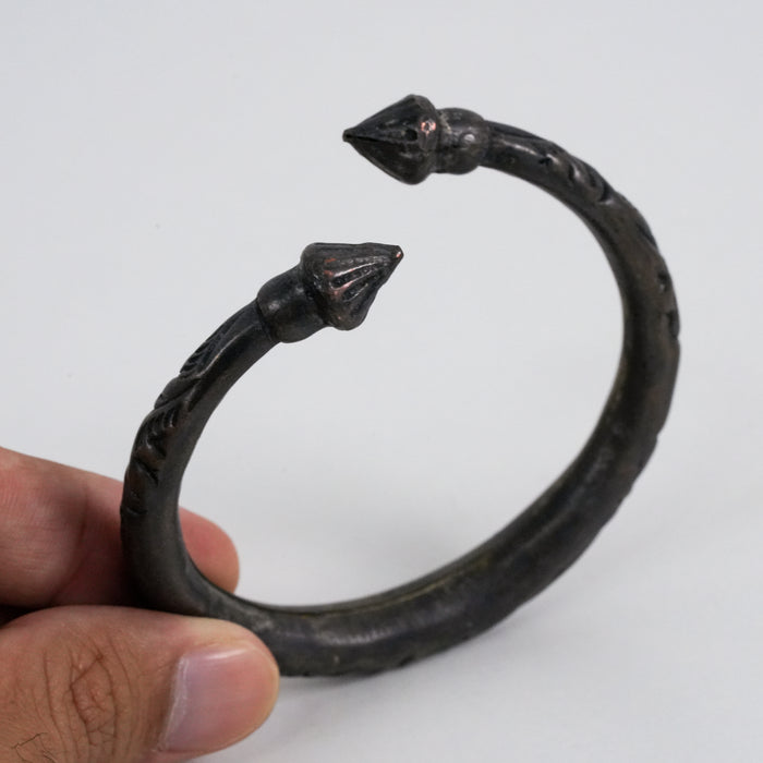Vintage Black Metal Arrowhead Cuff Bracelet