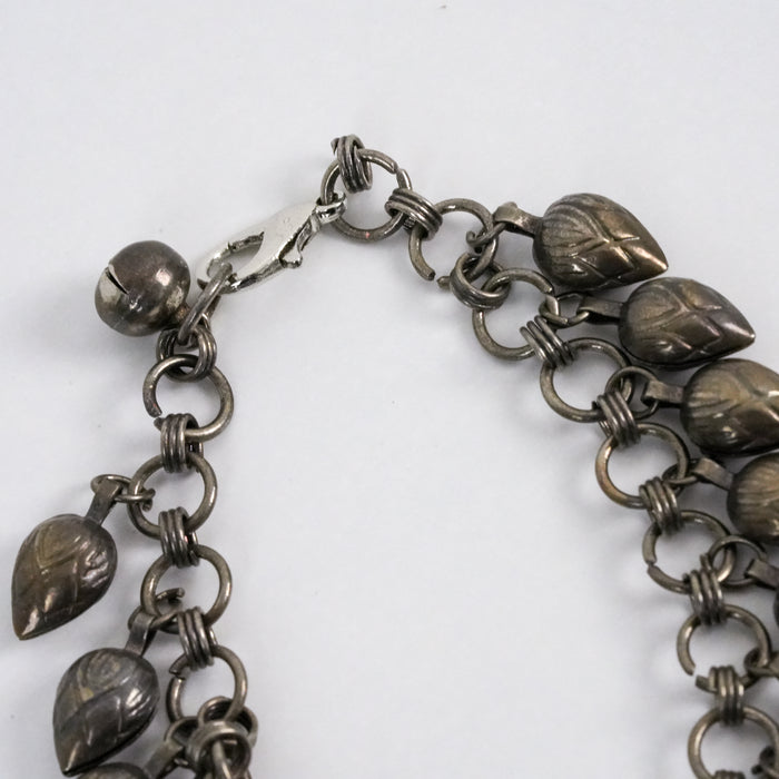 Vintage Silver Tone Leaf Charm Bracelet