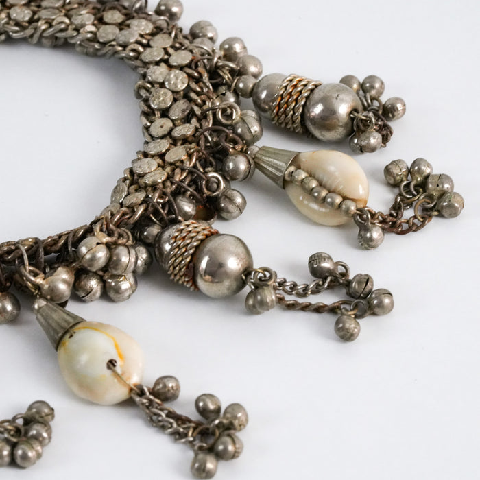 Vintage Silver-Tone Multi-Chain Charm Anklet with Shell Accents