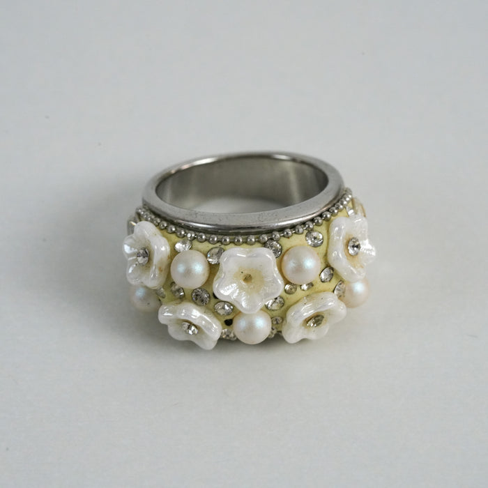 Vintage Silver-Tone Rhinestone Floral Statement Ring