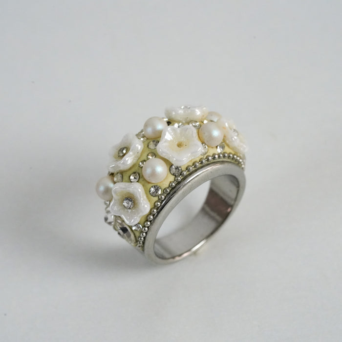 Vintage Silver-Tone Rhinestone Floral Statement Ring