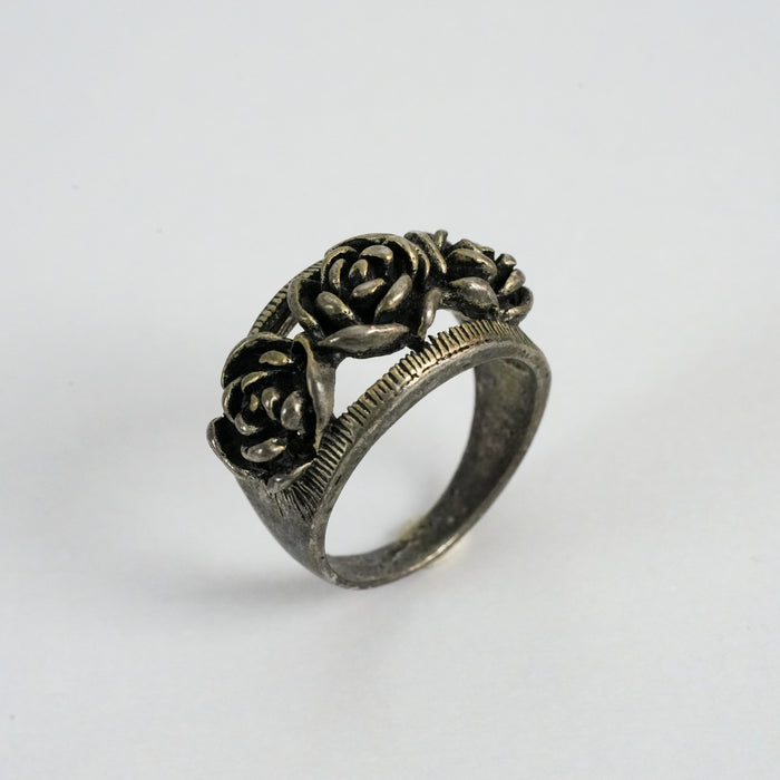 Vintage Black and Sliver-Tone Triple Rose Statement Ring