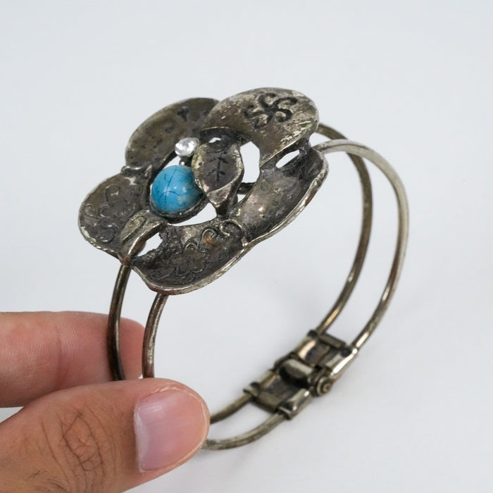 Vintage Floral Double-Band Cuff Bracelet
