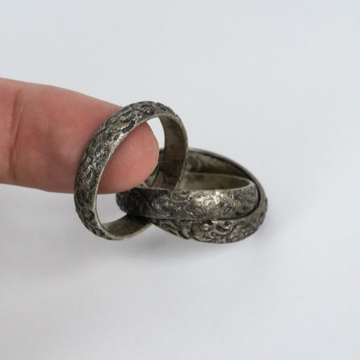 Vintage Gothic Engraved Silver-Tone Ring Set