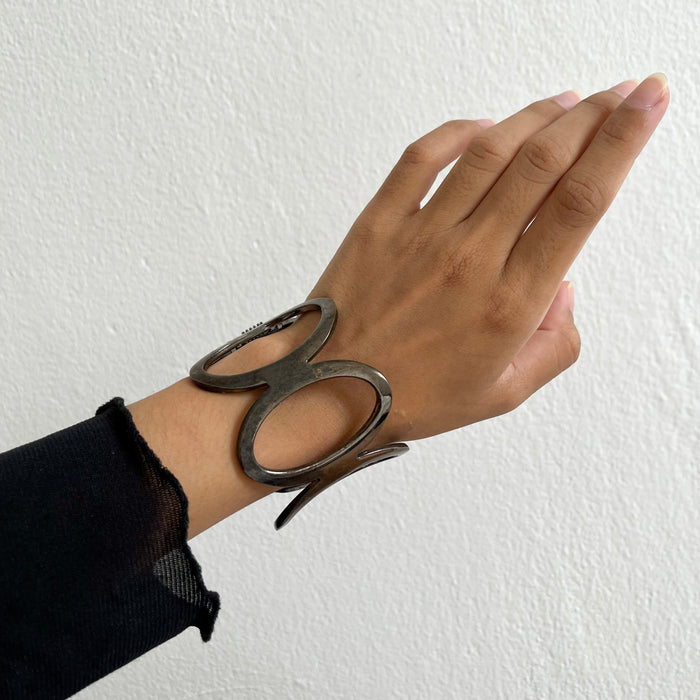 Vintage Gunmetal Geometric Oval Link Cuff Bracelet