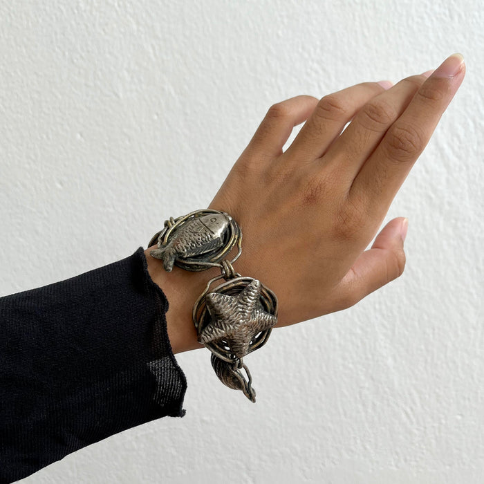 Vintage Sea Life Charm Link Sliver Tone Bracelet