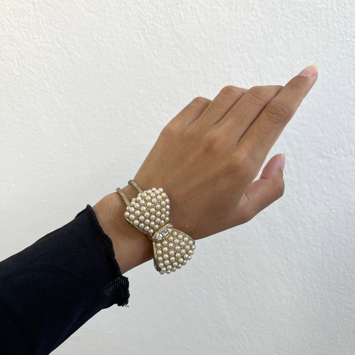Vintage Pearl Bow Statement Bracelet