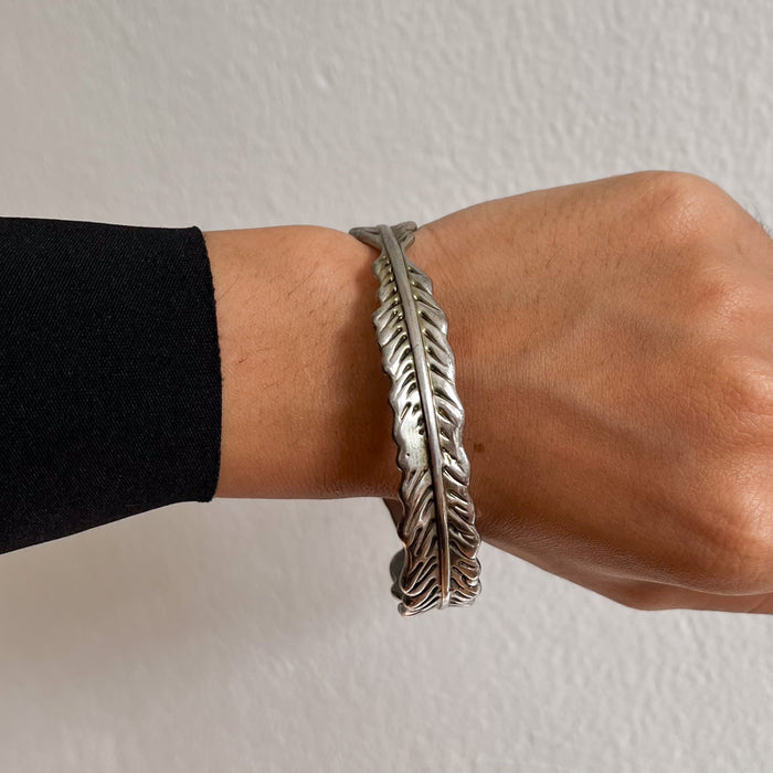 Vintage Silver-Tone Leaf Bangle Bracelet