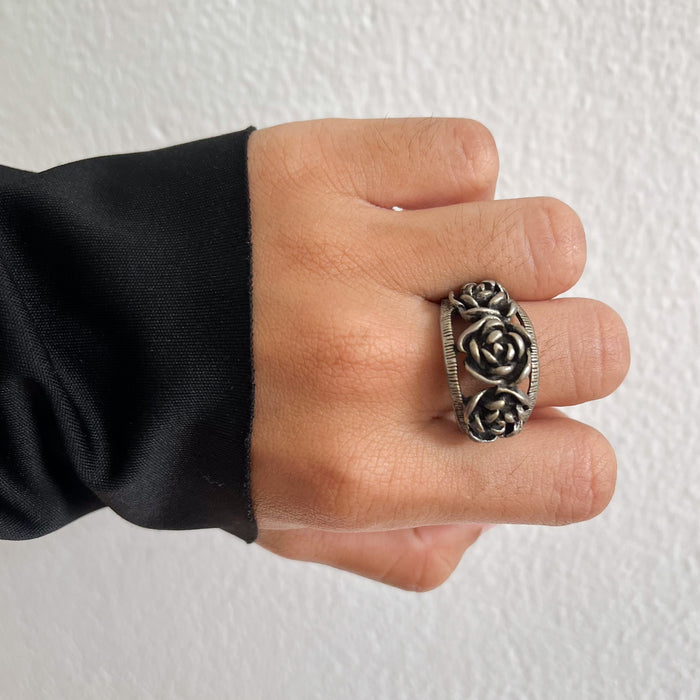 Vintage Black and Sliver-Tone Triple Rose Statement Ring