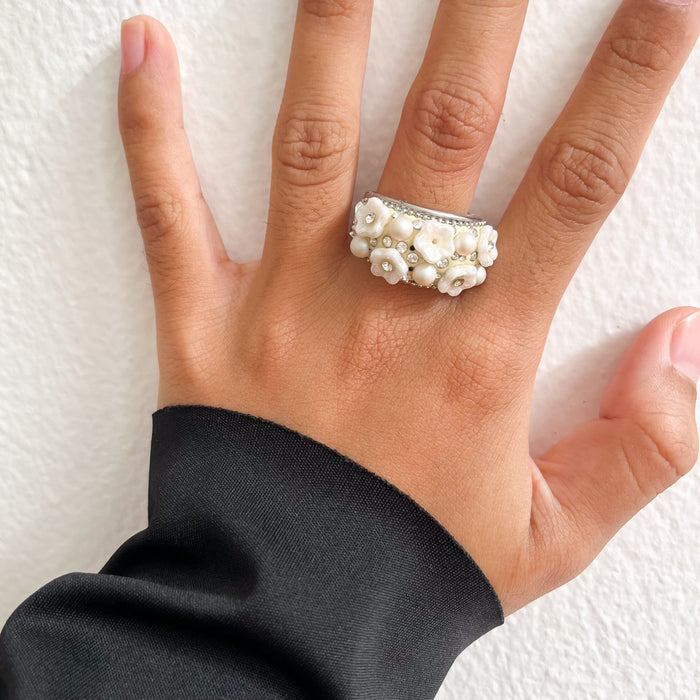 Vintage Silver-Tone Rhinestone Floral Statement Ring